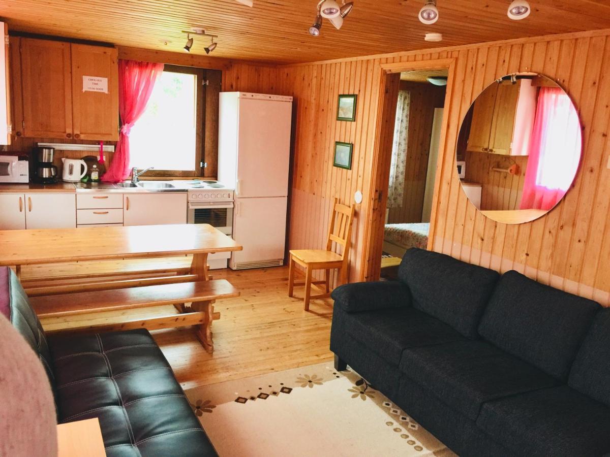 Ullan Kyla Hotel Kittilä Buitenkant foto
